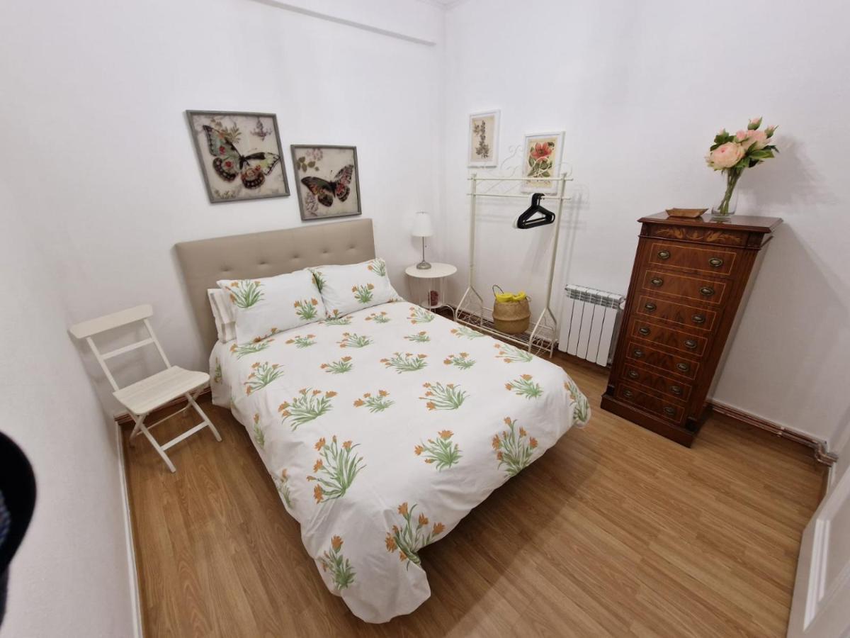 Amplio Y Centrico Piso Con Patio. Apartman A Coruña Kültér fotó